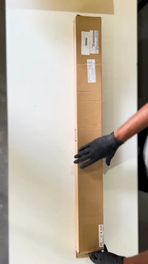 Imagem 4 do Cabideiro de Led de 90 Cm Em Alumínio Anodizado Com Sensor de Presença 6000k Branco Frio Blass